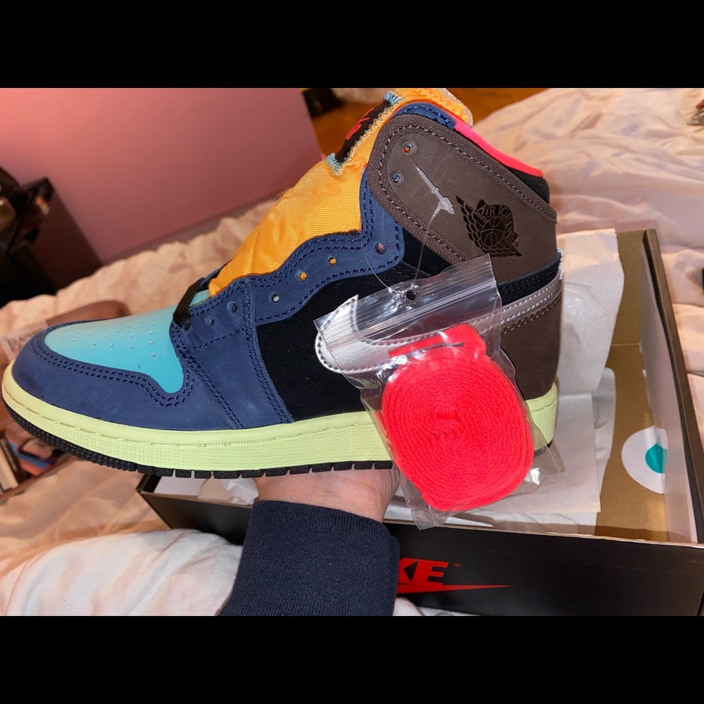 SOLD Jordan retro 1 Bio Hack